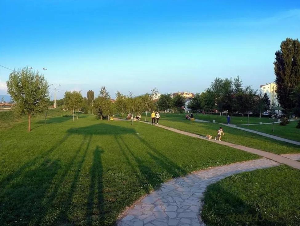 Community Park Apartment Ni Exterior foto